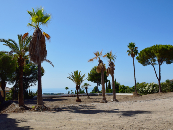 Benahavis  – Modern Hilltop Villa – Sea Views