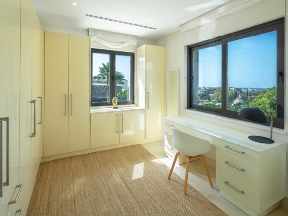 La Quinta – Contemporary 6B villa – Panoramic views