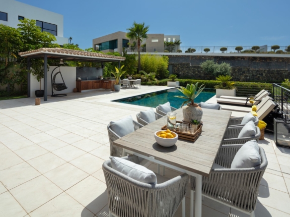 La Quinta – Contemporary 6B villa – Panoramic views