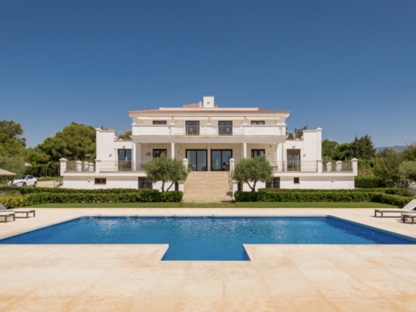 San Pedro – Mansion 6B – Sea Views – Large Plot