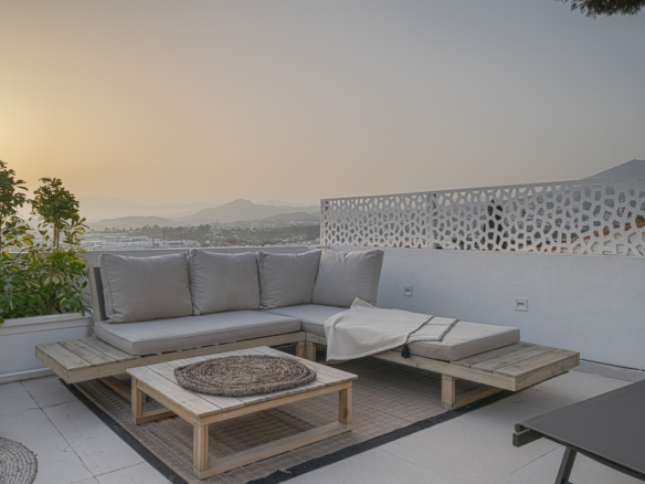 Nueva Andalucia -4B Townhouse -Central -Views