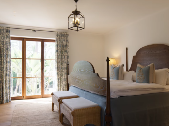 Golden Mile – Mansion 8B – Near Beach – Gated