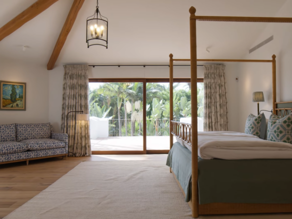 Golden Mile – Mansion 8B – Near Beach – Gated