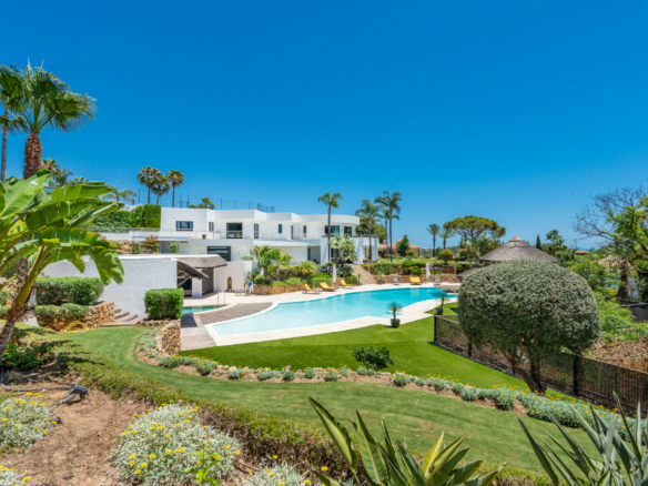 Marbella East – Modern 7B Mansion -Sea Views -Tennis Court