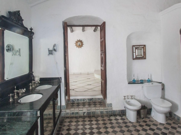 Casares – Country estate 10B – Sea & Mountain Views