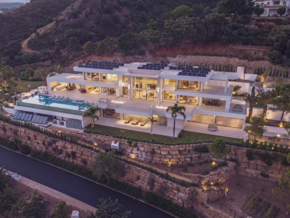 🏡✨ For Sale: Modern Luxury Villa at Marbella Club Golf Resort ✨🏡