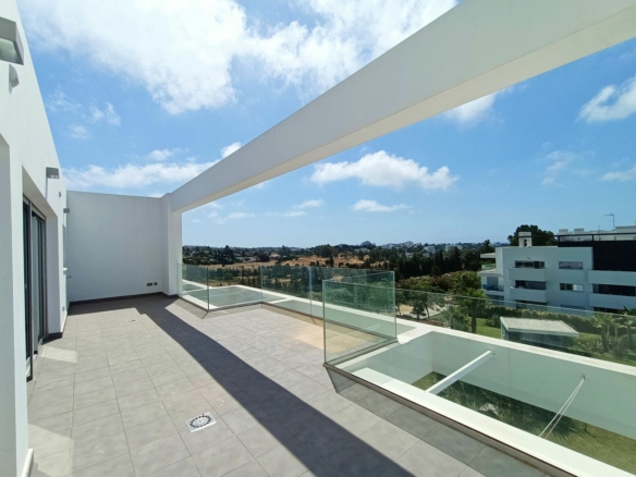 Benahavis – New 2B Duplex Penthouse