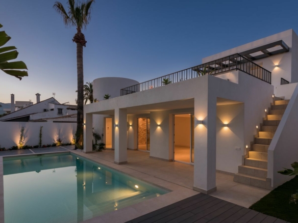 Marbella East – Modern 4B Villa – Near Beach