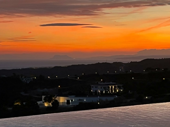 🏡✨ For Sale: Modern Luxury Villa at Marbella Club Golf Resort ✨🏡