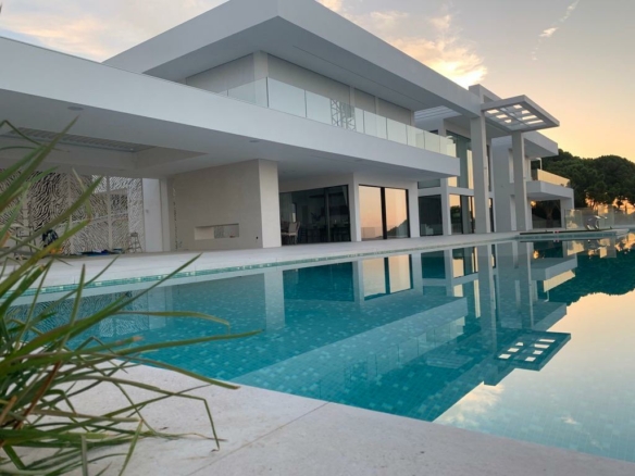 🏡✨ For Sale: Modern Luxury Villa at Marbella Club Golf Resort ✨🏡