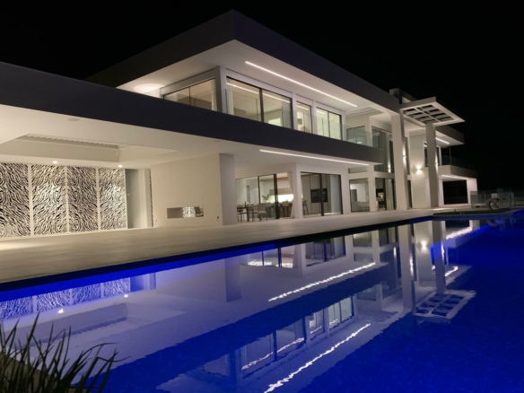 🏡✨ For Sale: Modern Luxury Villa at Marbella Club Golf Resort ✨🏡
