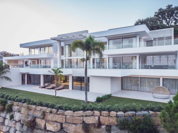 🏡✨ For Sale: Modern Luxury Villa at Marbella Club Golf Resort ✨🏡