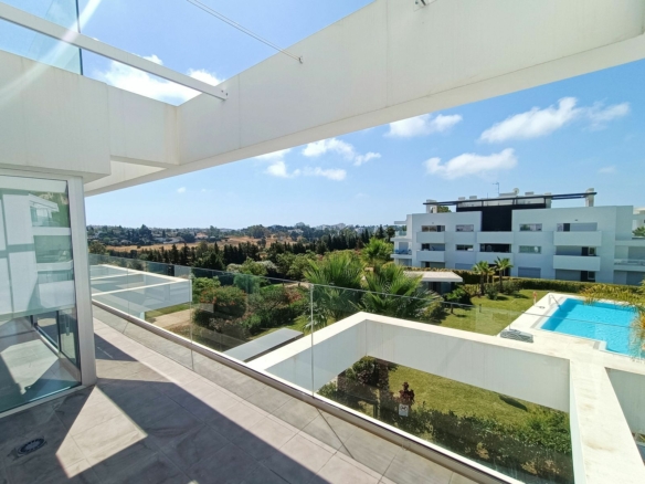 Benahavis – New 2B Duplex Penthouse