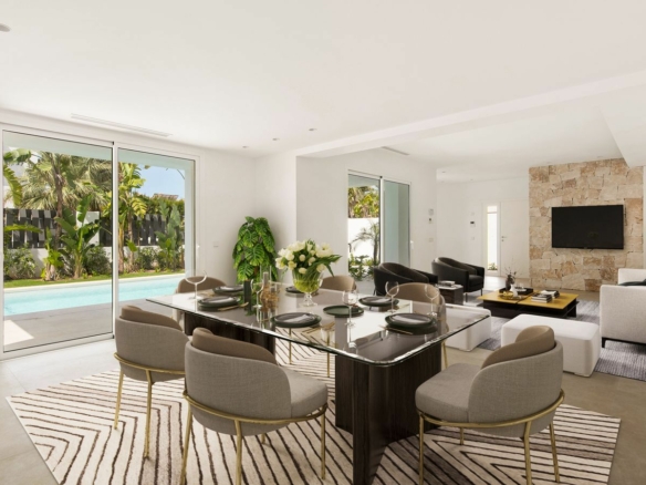 Marbella East – Modern 4B Villa – Near Beach