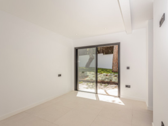 Marbella East – Reformed Villa near facilities
