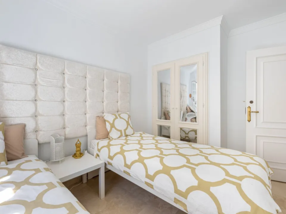 Nueva Andalucia – 3B Townhouse – Panoramic Views