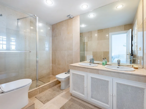 Nueva Andalucia – 3B Townhouse – Panoramic Views