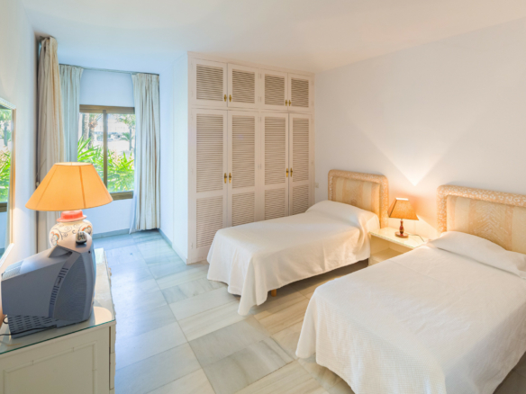 Puerto Banus –  2B Apartment – Near Everything