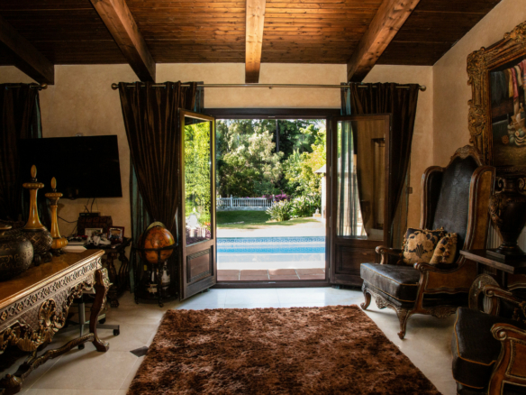 Nueva Andalucia –  7B Classic Andalucian Villa – Central