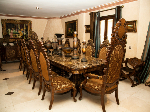 Nueva Andalucia –  7B Classic Andalucian Villa – Central