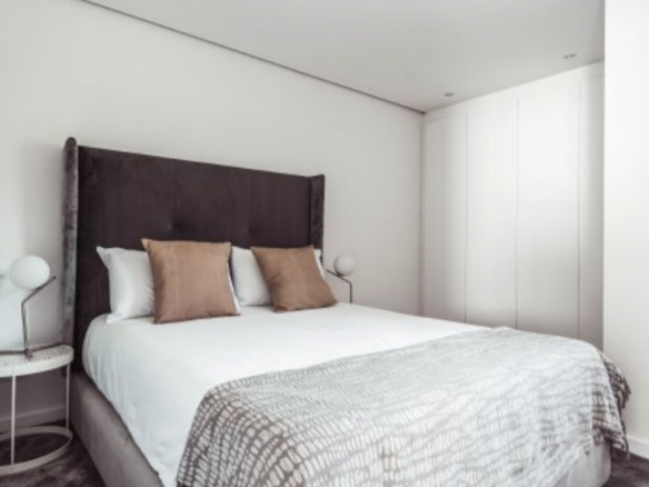 Nueva Andalucia  – 3B townhouse – Gated – Central