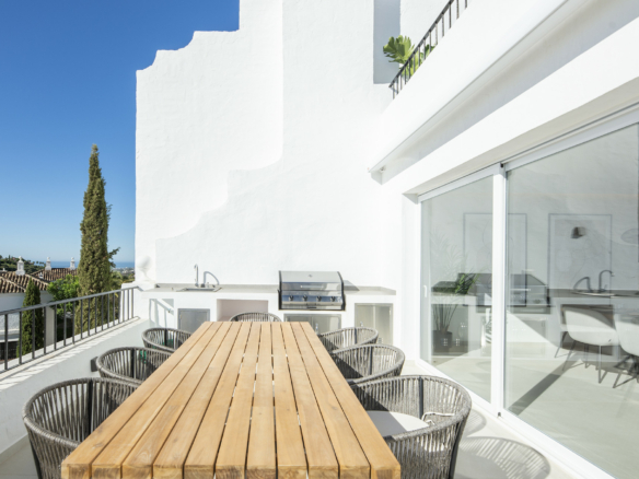 La Quinta  – 4B Duplex Penthouse – Sea Views