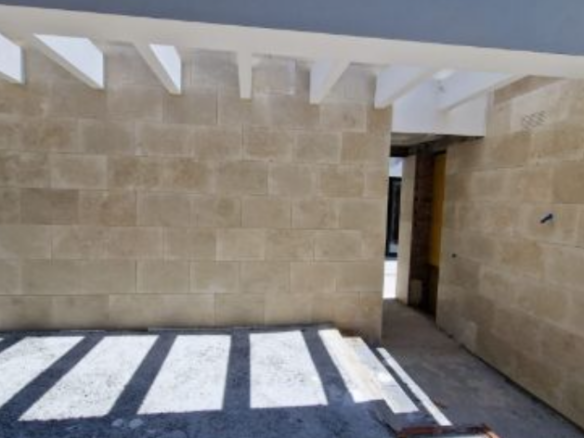 For sale – Nueva Andalucía – South Facing – Modern Villa – Near Port