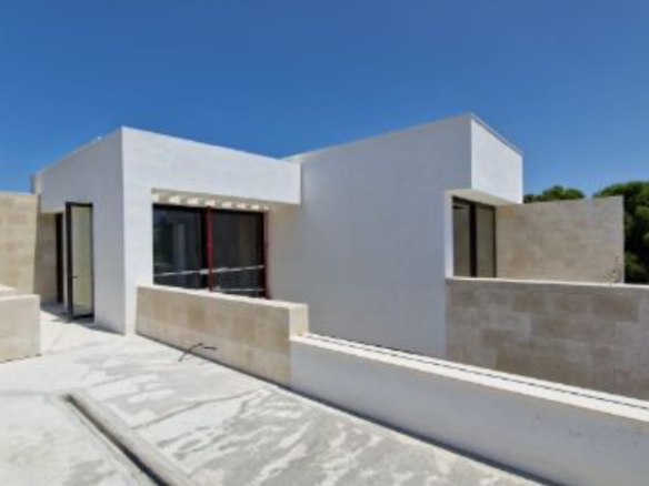 For sale – Nueva Andalucía – South Facing – Modern Villa – Near Port