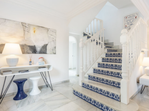 Golden Mile – Beachfront – 4B Semidetached Villa