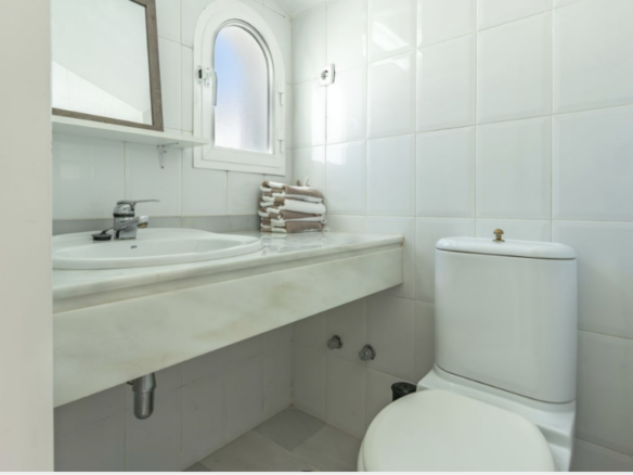 Golden Mile – Beachfront – 4B Semidetached Villa