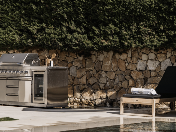 Nueva Andalucia – Modern 4B Villa – Turn Key Ready