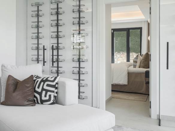 Nueva Andalucia – Modern 4B Villa – Turn Key Ready