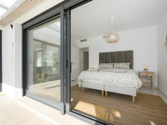 Benahavis –  Modern 3B Duplex Penthouse