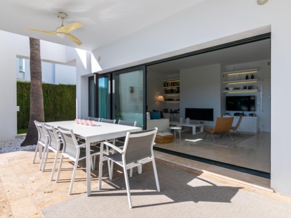 SOLD – Atalaya Fairways – 5B Modern villa – 1st Line Golf