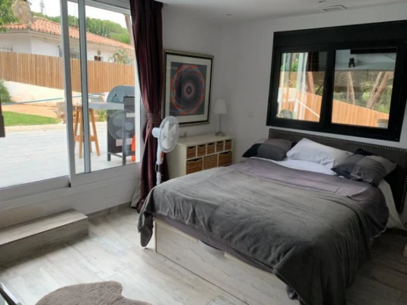 Marbella East – 5B Villa – Bargain