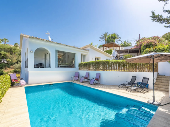 Marbella East – 3B Villa to reform