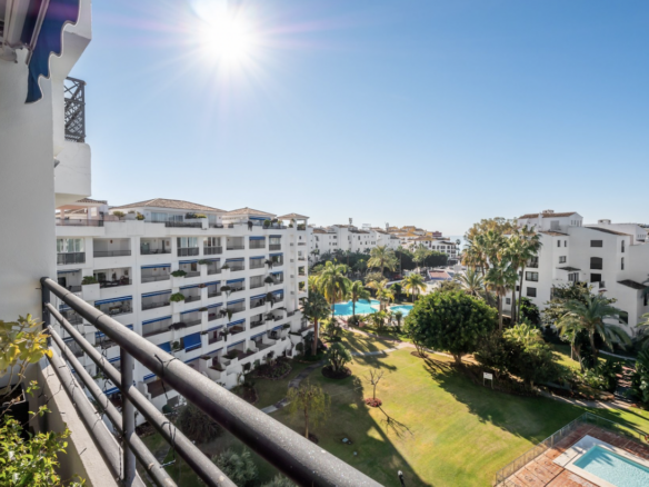 Puerto Banus  – 3B Penthouse – Las Terrazas de Banús