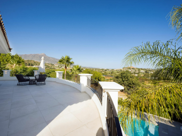 La Quinta – Modern 5B Villa  – Sea Views
