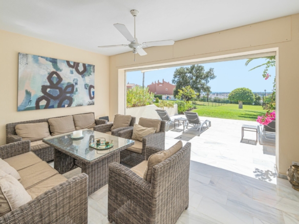 Nueva Andalucia  –  4B Townhouse – Panoramic Views -Paddle/Tennis