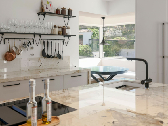 Benahavis – 7B Luxury villa – Paddle Court -Gated