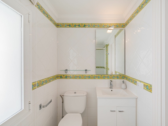 Nueva Andalucia  –  4B Townhouse – Panoramic Views -Paddle/Tennis