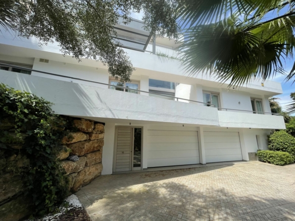 Sotogrande – Modern 6B Villa – Reformed 2022