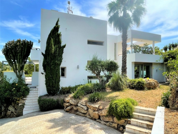 Sotogrande – Modern 6B Villa – Reformed 2022