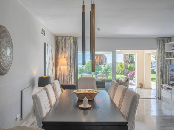 Nueva Andalucia  –  4B Townhouse – Panoramic Views -Paddle/Tennis