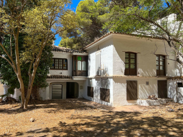 Bank repo – Mijas – 10 Bed Finca – Sea Views