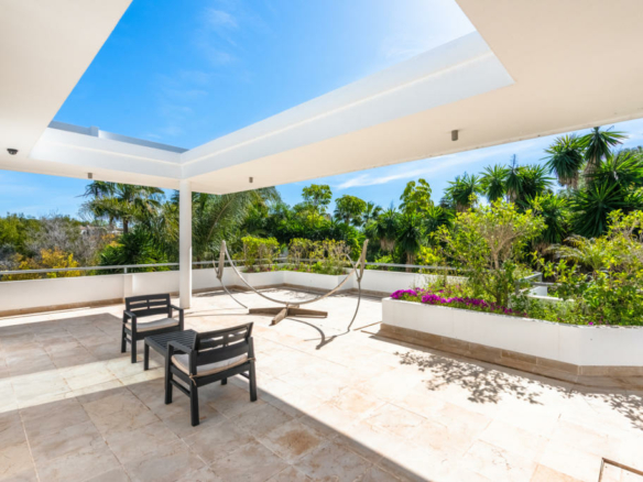 Sotogrande – Modern 6B Villa – Reformed 2022