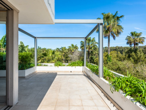 Sotogrande – Modern 6B Villa – Reformed 2022
