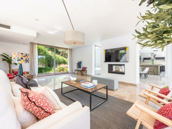 Sotogrande – Modern 6B Villa – Reformed 2022