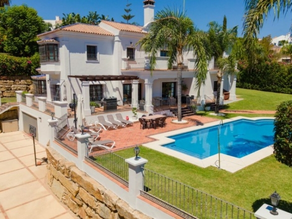 Paraiso Alto (Benahavis) 4bed Villa for sale