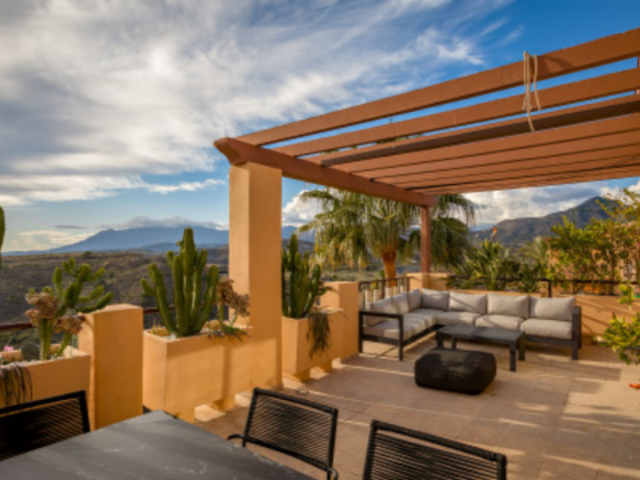 Hacienda del Señorio de Cifuentes – Nice 3B Penthouse – SW Facing